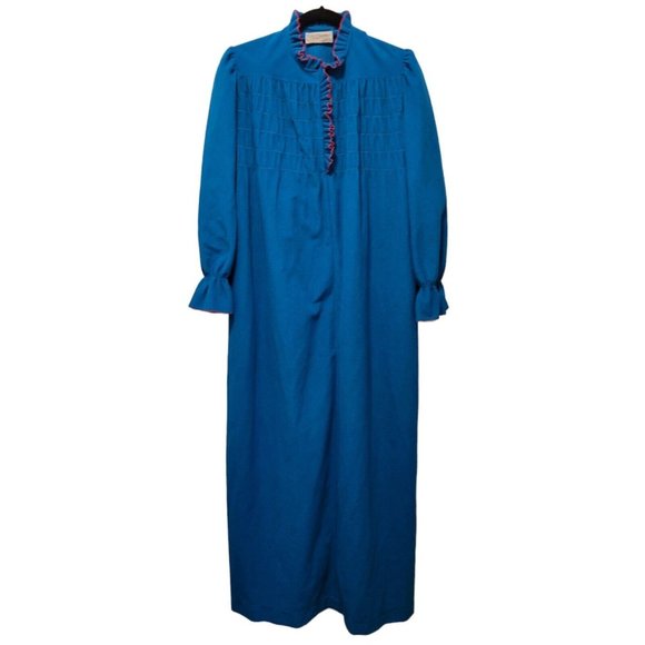 vassarette Other - Vintage Vassarette Blue Long 1/2 Zip Long Velour Nightgown House Coat Pockets M